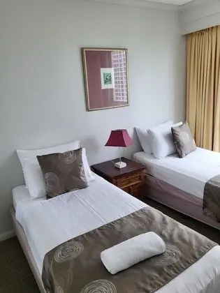İki Yatak Odalı Apart