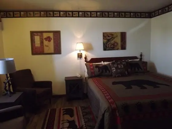 Büyük Yataklı Tek Kişilik Oda