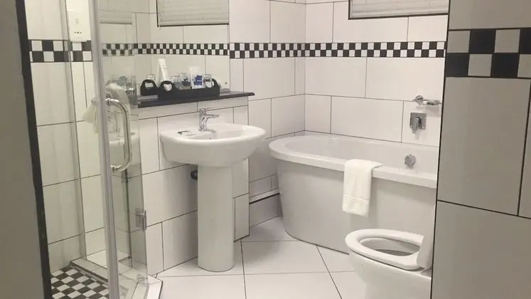 Süit, 1 Çift Kişilik Yatak, Bahçe Manzaralı (SUITE)