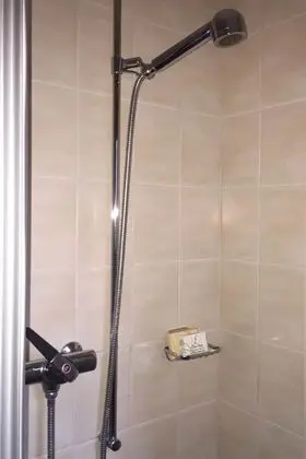 Ev