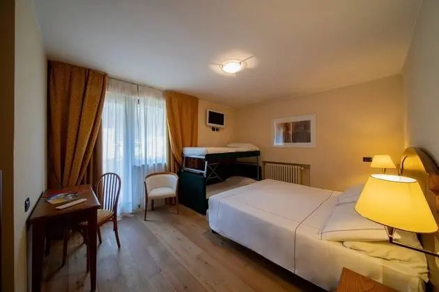 Dört Kişilik Oda