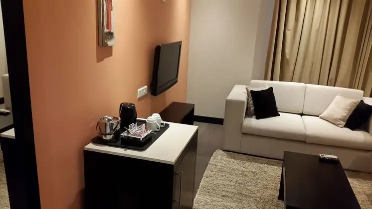 Süit, 1 En Büyük (King) Boy Yatak, Bahçe Manzaralı