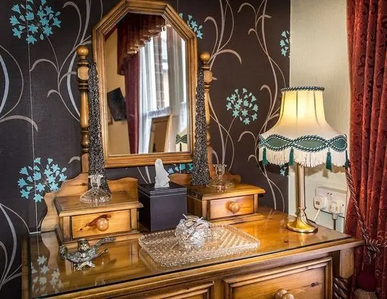 Comfort Tek Büyük Yataklı Oda, Banyolu/Duşlu (Pine)
