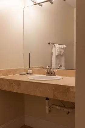 Standard Double Queen room