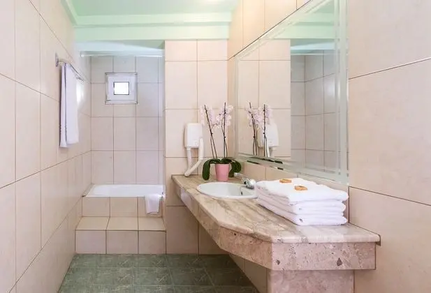 Apart Daire, Balkon, Şehir Manzaralı
