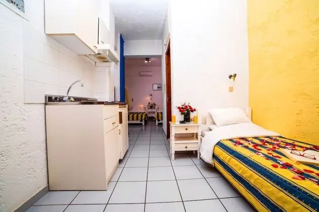 Romantic Apart Daire (Semi-basement)