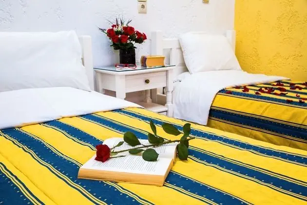 Romantic Stüdyo (Semi-basement)