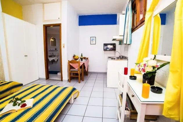 Romantic Stüdyo (Semi-basement)