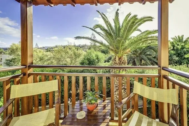 Standard twin/double room garden view