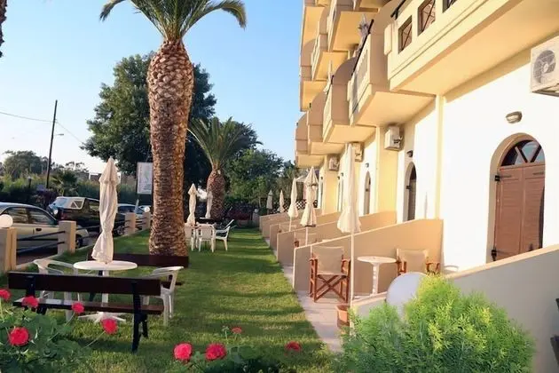 Stüdyo (with garden)