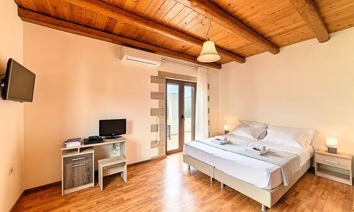 Villa, 5 Yatak Odası, Kişiye Özel Havuzlu, Deniz Manzaralı