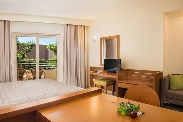 Inland View Suite