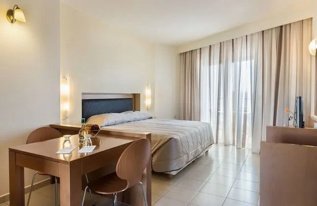 Inland View Suite
