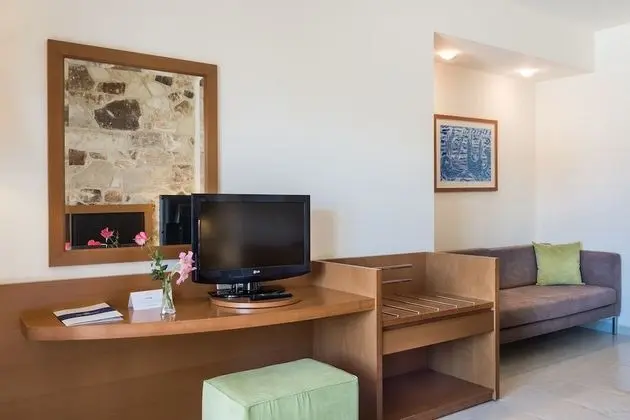 Side Sea View Suite