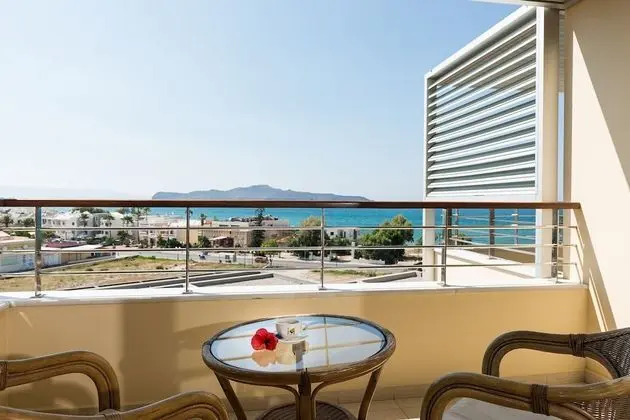 Side Sea View Suite