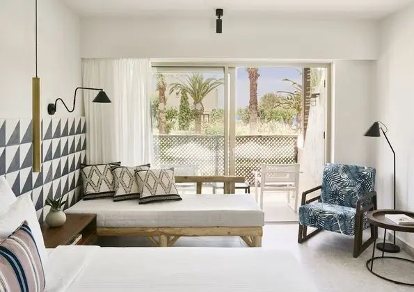 Bungalov, Havuz Manzaralı