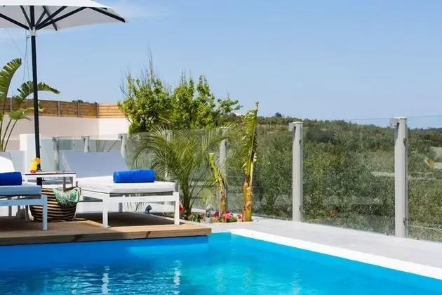 Villa, 4 Yatak Odası, Kişiye Özel Havuzlu (Chara)