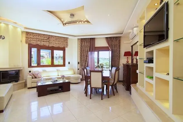 Villa, 6 Yatak Odası, Kişiye Özel Havuzlu (Dimitrios)