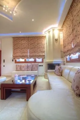 Villa, 6 Yatak Odası, Kişiye Özel Havuzlu (Dimitrios)