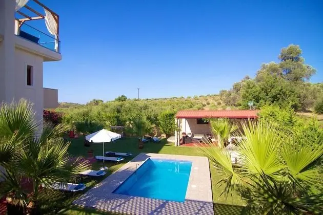 Villa, 6 Yatak Odası, Kişiye Özel Havuzlu (Dimitrios)
