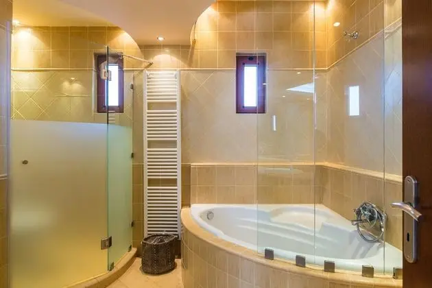 Villa, 6 Yatak Odası, Kişiye Özel Havuzlu (Dimitrios)