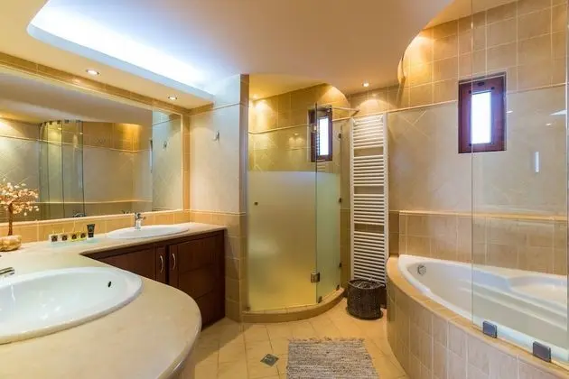 Villa, 6 Yatak Odası, Kişiye Özel Havuzlu (Dimitrios)