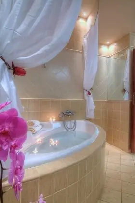 Villa, 6 Yatak Odası, Kişiye Özel Havuzlu (Dimitrios)