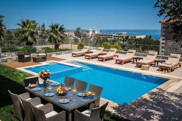 Villa, 3 Yatak Odası, Kişiye Özel Havuzlu, Deniz Manzaralı
