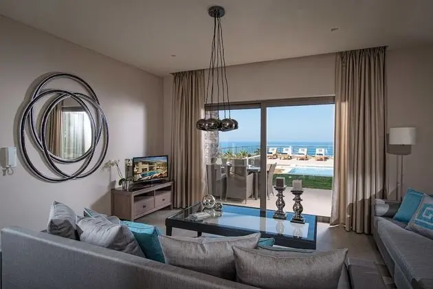 Villa, 3 Yatak Odası, Kişiye Özel Havuzlu, Deniz Manzaralı