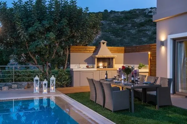 Villa, 3 Yatak Odası, Kişiye Özel Havuzlu, Deniz Manzaralı