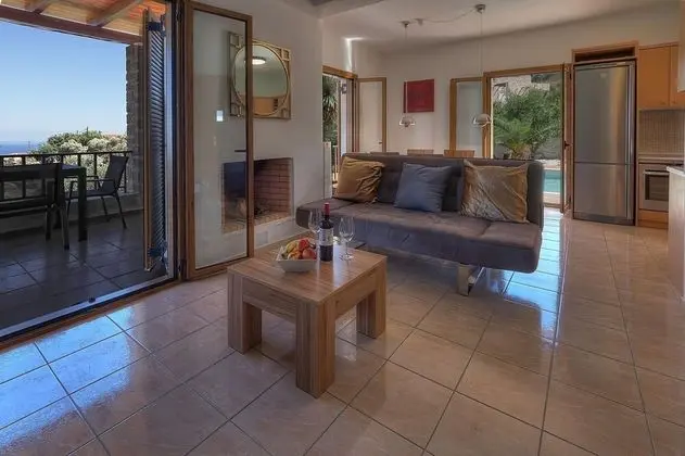 Villa, Sigara İçilebilir