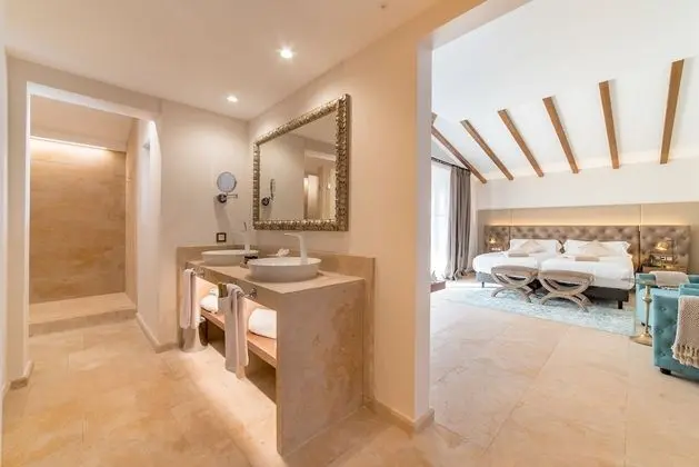 Superior Tek Büyük Yataklı Oda, Balkon