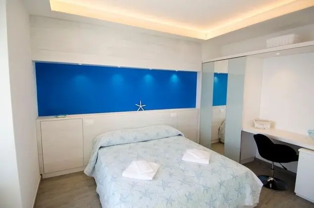 Tek Büyük veya İki Ayrı Yataklı Oda