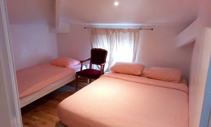 Üç Kişilik Oda, Özel Banyo