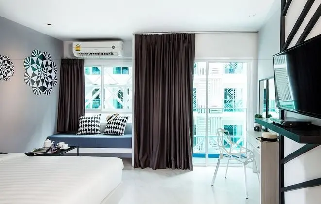 Deluxe Tek Büyük Yataklı Oda