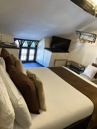 Standard Tek Büyük Yataklı Oda, Banyolu/Duşlu