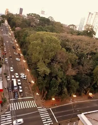 Family Tek Büyük Yataklı Oda