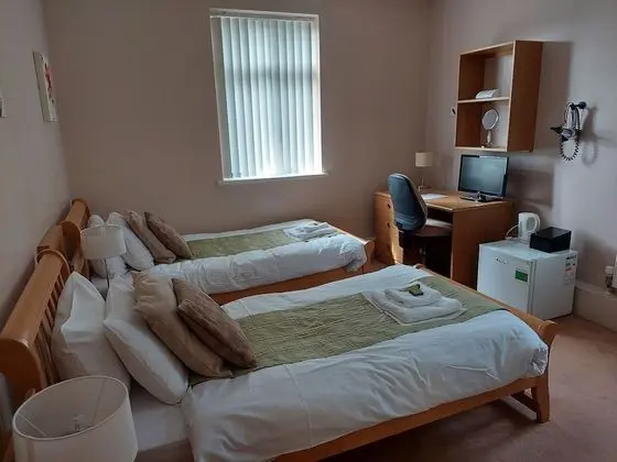 Oda, 2 Tek Kişilik Yatak