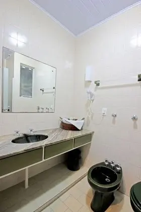 Tek Büyük veya İki Ayrı Yataklı Oda, Kısmi Deniz Manzarası