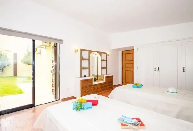Villa, 4 Yatak Odası, Kişiye Özel Havuzlu, Havuz Manzaralı