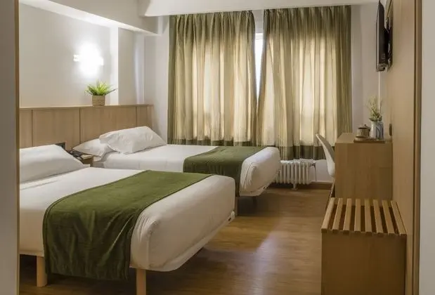 İki Ayrı Yataklı Oda