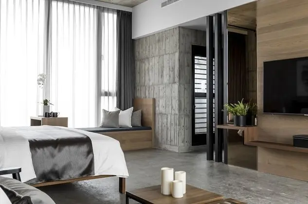 Comfort Tek Büyük Yataklı Oda, Şehir Manzaralı (301)