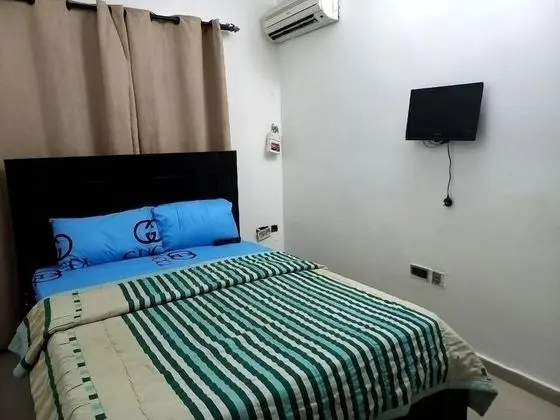 Standard Tek Büyük Yataklı Oda