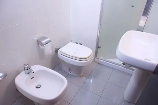 Üç Kişilik Oda