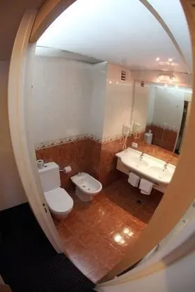 Standard Tek Büyük veya İki Ayrı Yataklı Oda