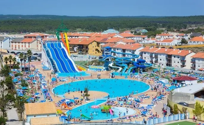 Superior Tek Büyük veya İki Ayrı Yataklı Oda (Seaside Lateral View)