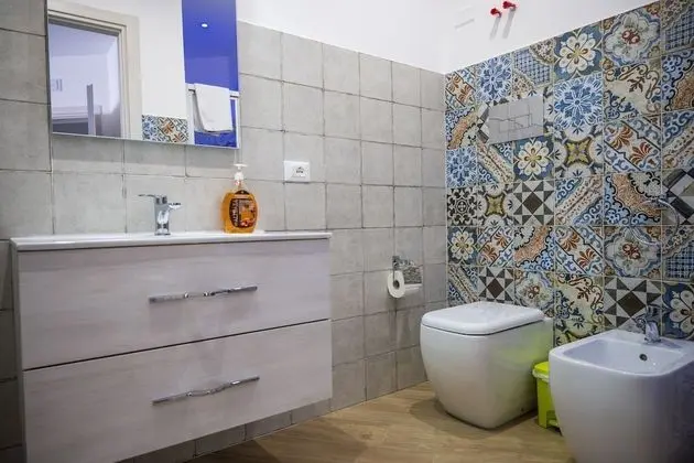 Family Apart Daire, 1 Çift Kişilik Yatak ve Çekyat, Denize Bakan (Cristallo Apartment On Sea Shore)