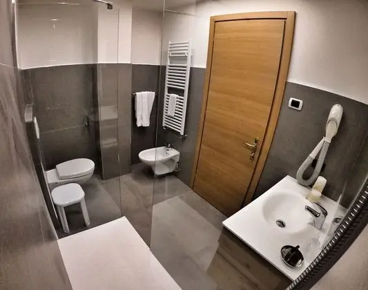 Classic Tek Büyük Yataklı Oda