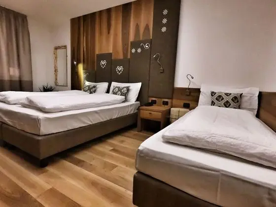 Classic Üç Kişilik Oda