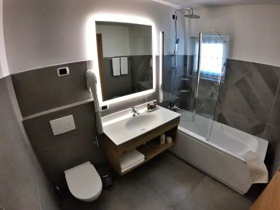 Classic Üç Kişilik Oda